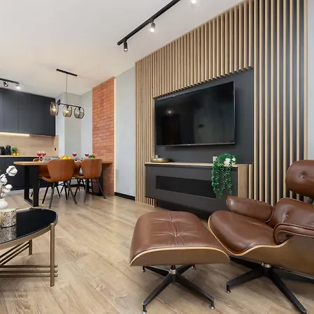 Apartman Klimatyczny Z Parkingiem Przy Manufakturze W Lodzi By Renters